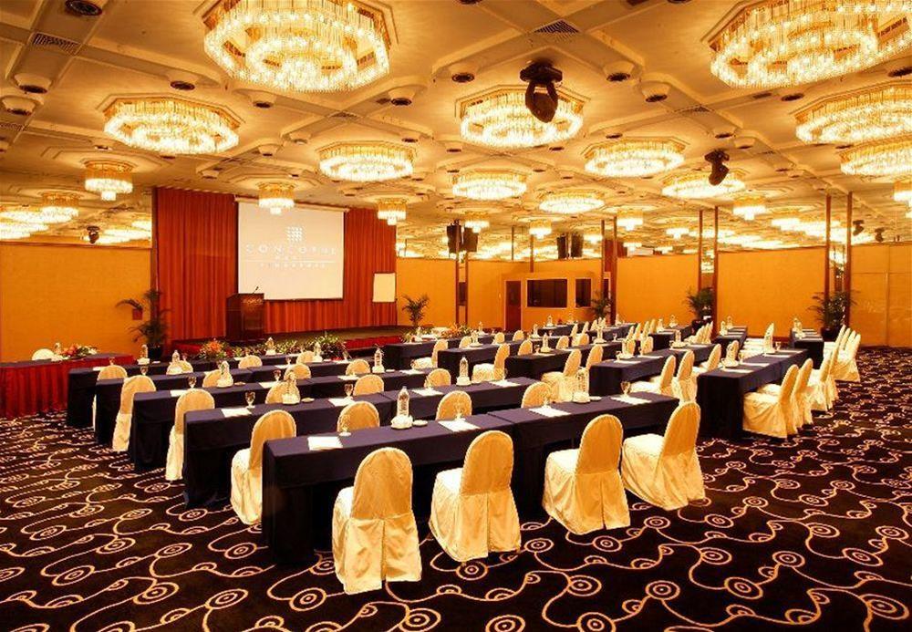 Hotel's Ballrooms Carpet Cleaning